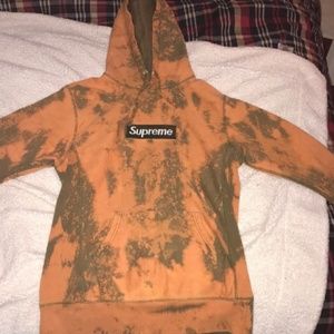 Supreme Hoodie